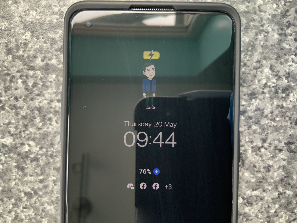 Bitmoji-on-OnePlus-8T