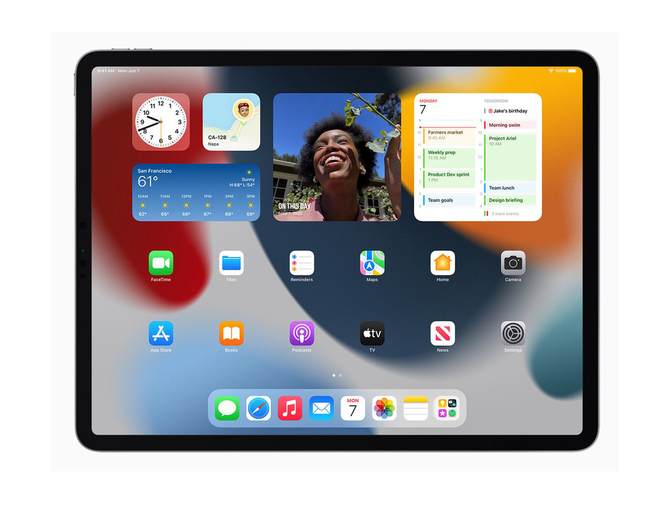 Download iOS 15 Wallpapers and Apple iPadOS 15 Wallpapers | macOS Monterey Wallpapers 3 iPad OS 15